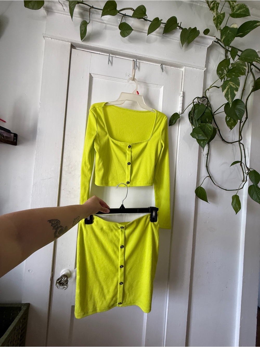 Women’s Neon Lime Long Sleeve Button-Front Top & matching skirt set - Picture 6 of 8